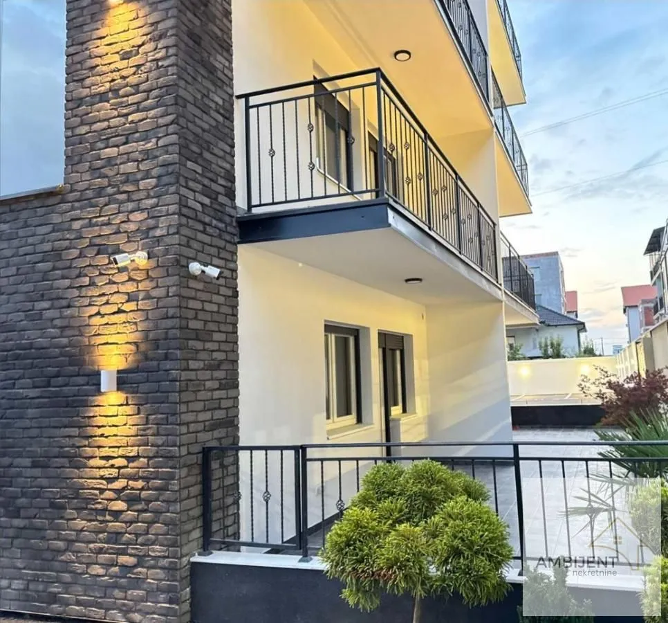 Sale, three bedroom apartment, 55m², Surčin, Beograd
