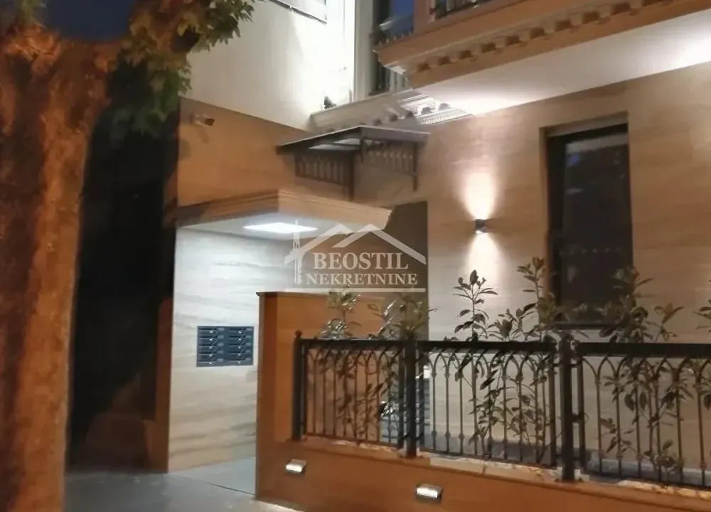 Rent, office space, 77m², Slavujev Venac, Zvezdara Sve Podlokacije