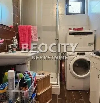 Prodaja, jednosoban stan, 31m², Centar, Zlatibor - image 6