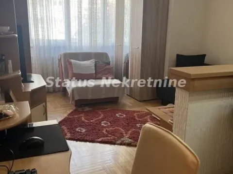 Izdavanje, garsonjera, 25m², Bulevar Oslobodjenja, Novi Sad Sve Podlokacije - image 2