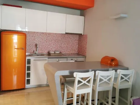 Prodaja, jednosoban stan, 57m², Tivat, Crna Gora - image 2