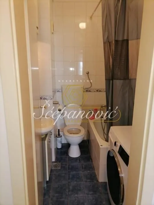 Sale, three bedroom apartment, 71m², Salajka, Novi Sad Sve Podlokacije