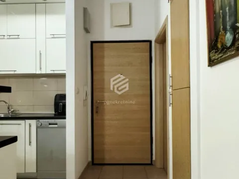 Rent, one bedroom apartment, 42m², Ljubović, Podgorica - image 5