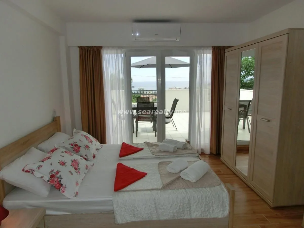 Rent, one bedroom apartment, 30m², Budva, Crna Gora