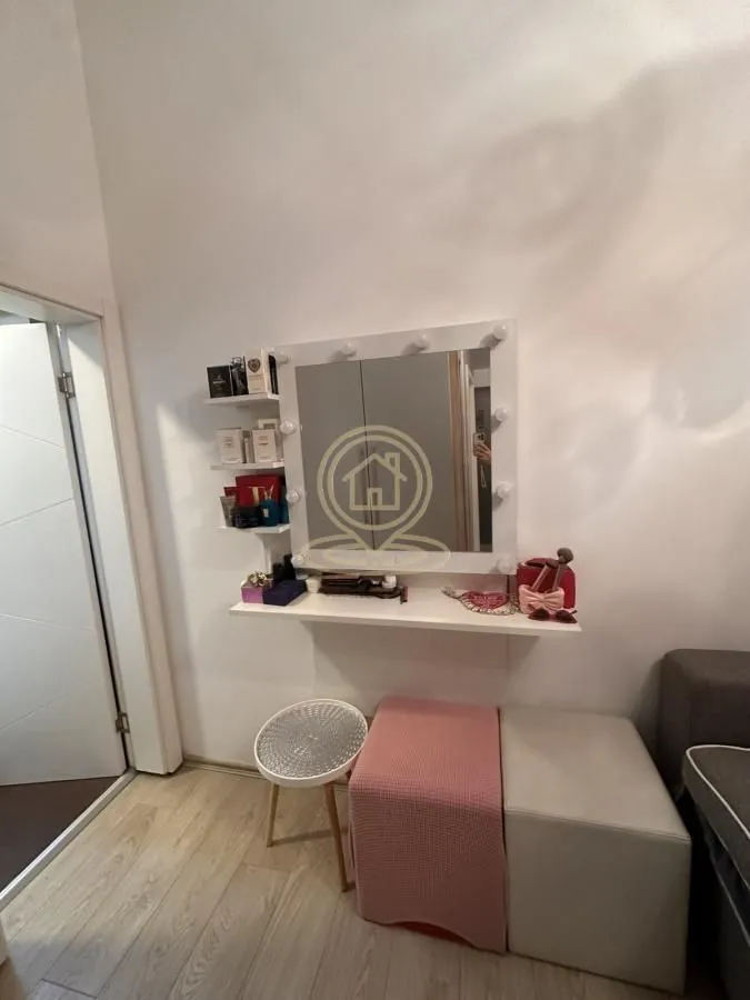 Izdavanje, trosoban stan, 80m², Bogoslovija, Palilula Sve Podlokacije