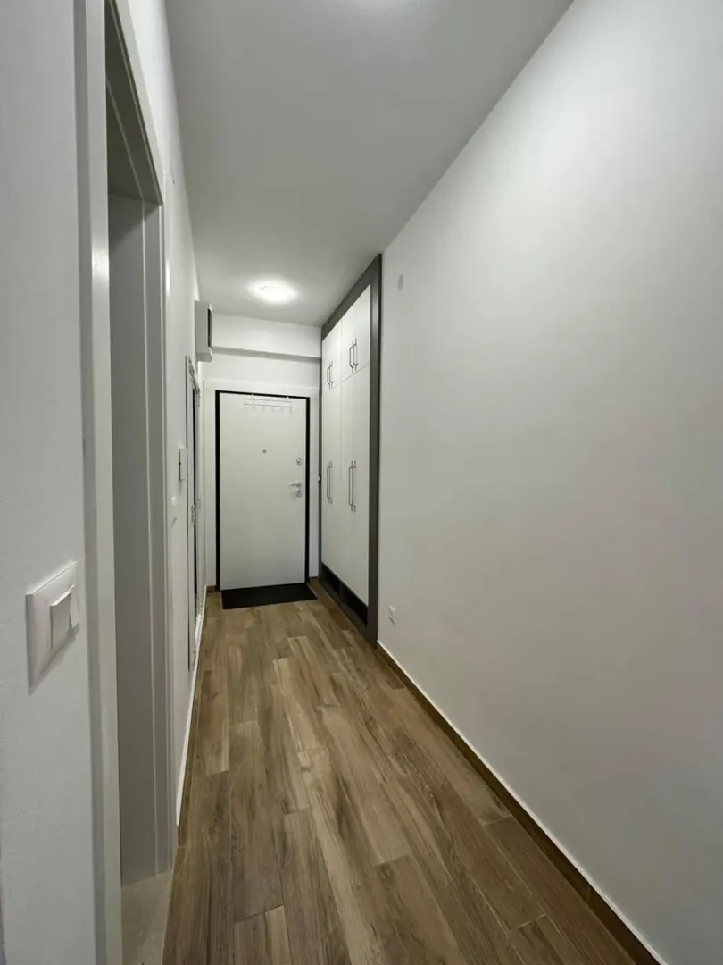 Rent, one bedroom apartment, 43m², Centar, Budva