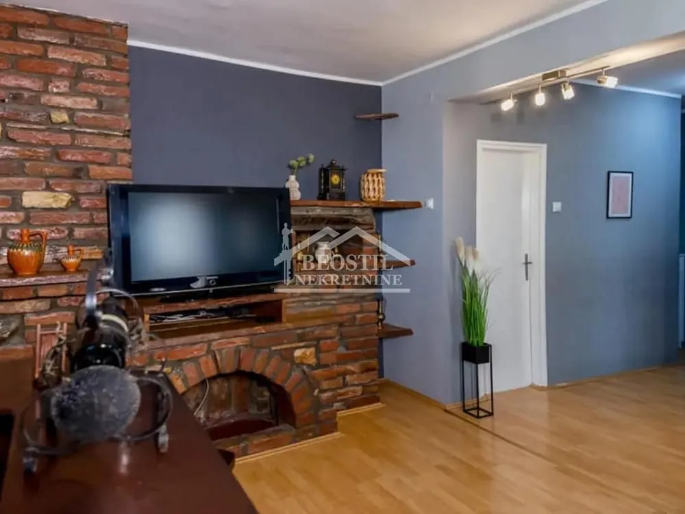 Prodaja, dvosoban stan, 52m², Centar, Smederevo