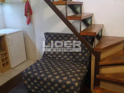 Stan in Vračar Sve Podlokacije