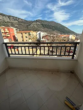 Rent, one bedroom apartment, 41m², Podmaine, Budva - image 2