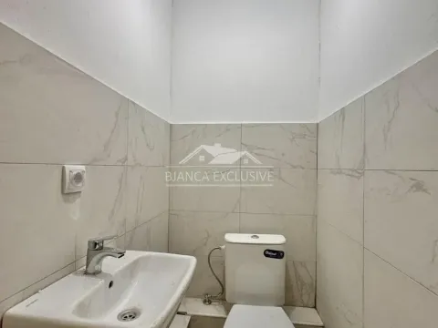 Sale, three bedroom apartment, 124m², Autokomanda, Voždovac Sve Podlokacije - image 8