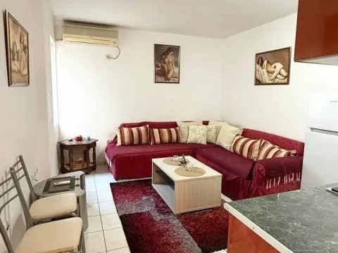 Sale, two bedroom apartment, 57m², Centar, Budva - image 1