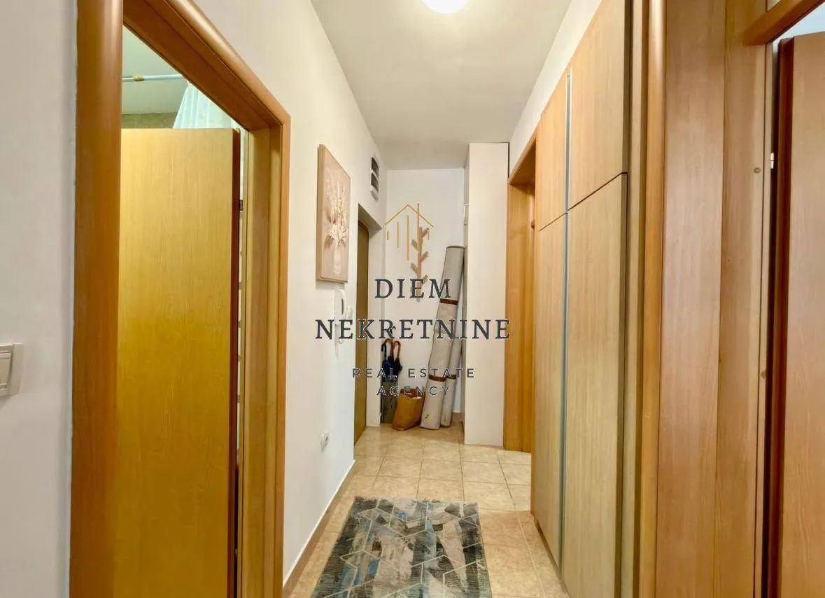 Sale, one bedroom apartment, 62m², Centar, Bar
