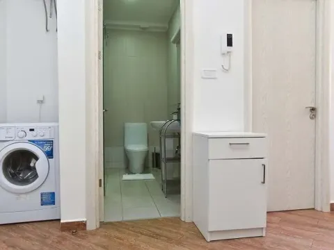 Izdavanje, jednosoban stan, 45m², Centar, Budva - image 6