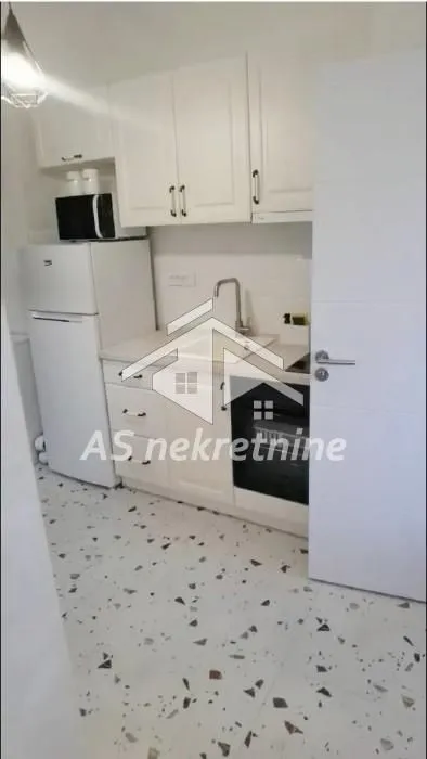 Rent, two bedroom apartment, 45m², Stari Grad, Beograd