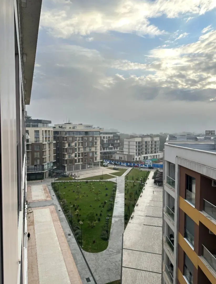 Izdavanje, trosoban stan, 130m², Podgorica, Crna Gora