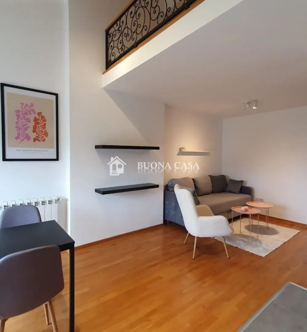 Prodaja, trosoban stan, 58m², Stari Grad, Beograd