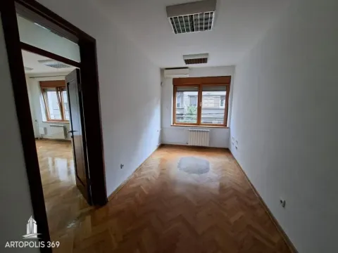 Rent, office space, 58m², Kalenić Pijaca, Vračar Sve Podlokacije - image 11