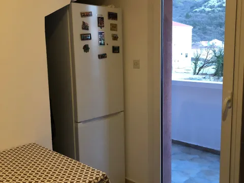 Rent, two bedroom apartment, 83m², Lazi, Budva - image 13