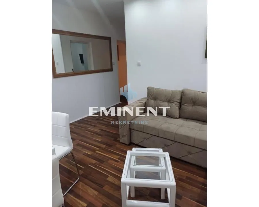 Rent, two bedroom apartment, 41m², Čubura, Beograd