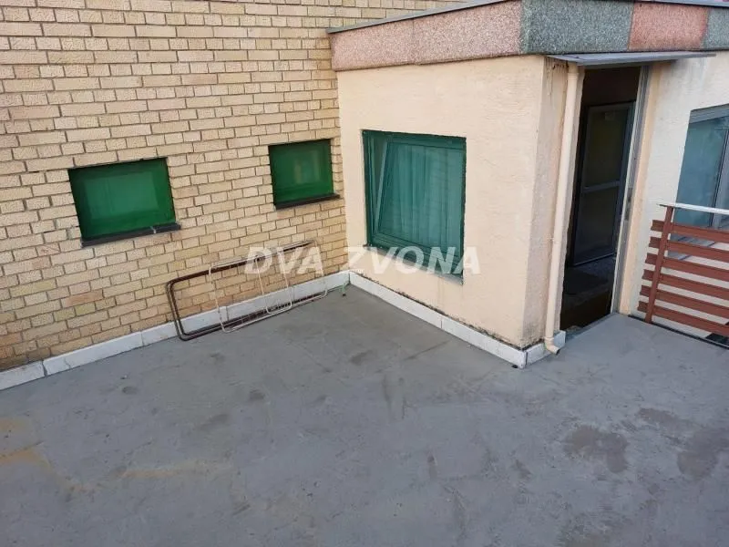 Prodaja, kuća, 400m², Sremska Kamenica, Petrovaradin