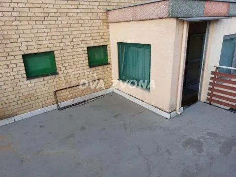 Sale, house, 400m², Sremska Kamenica, Petrovaradin - image 49