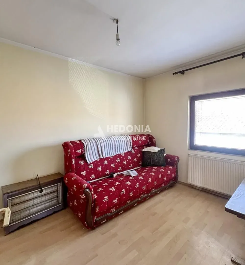 Prodaja, kuća, 278m², Jajinci, Voždovac Sve Podlokacije