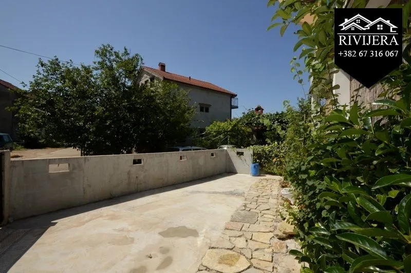 Prodaja, kuća, 279m², Podi, Herceg Novi