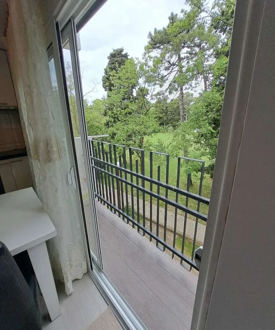 Prodaja, jednosoban stan, 55m², Centar, Bar