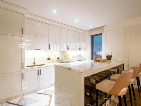 Sale, apartment, 244m², Stari Grad, Beograd - image 2
