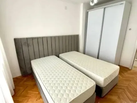 Izdavanje, dvosoban stan, 70m², Preko Morače, Podgorica - image 6