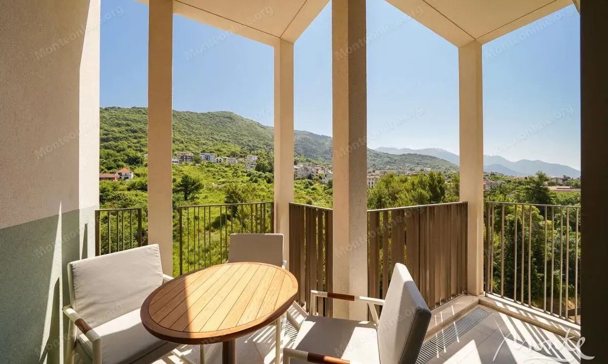 Sale, two bedroom apartment, 91m², Porto Montenegro, Tivat