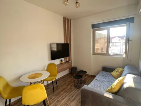 Rent, one bedroom apartment, 28m², Budva, Crna Gora - image 25