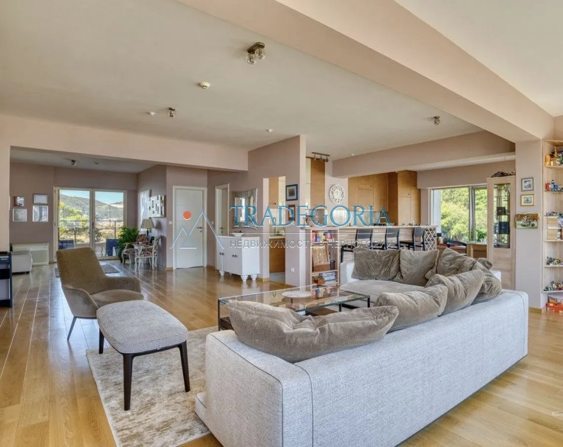 Prodaja, trosoban stan, 167m², Budva, Crna Gora