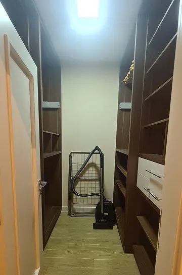 Izdavanje, stan, 180m², Vračar Hram, Vračar Sve Podlokacije