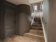 Izdavanje, kuća, 520m², Đuraševići, Tivat - image 19