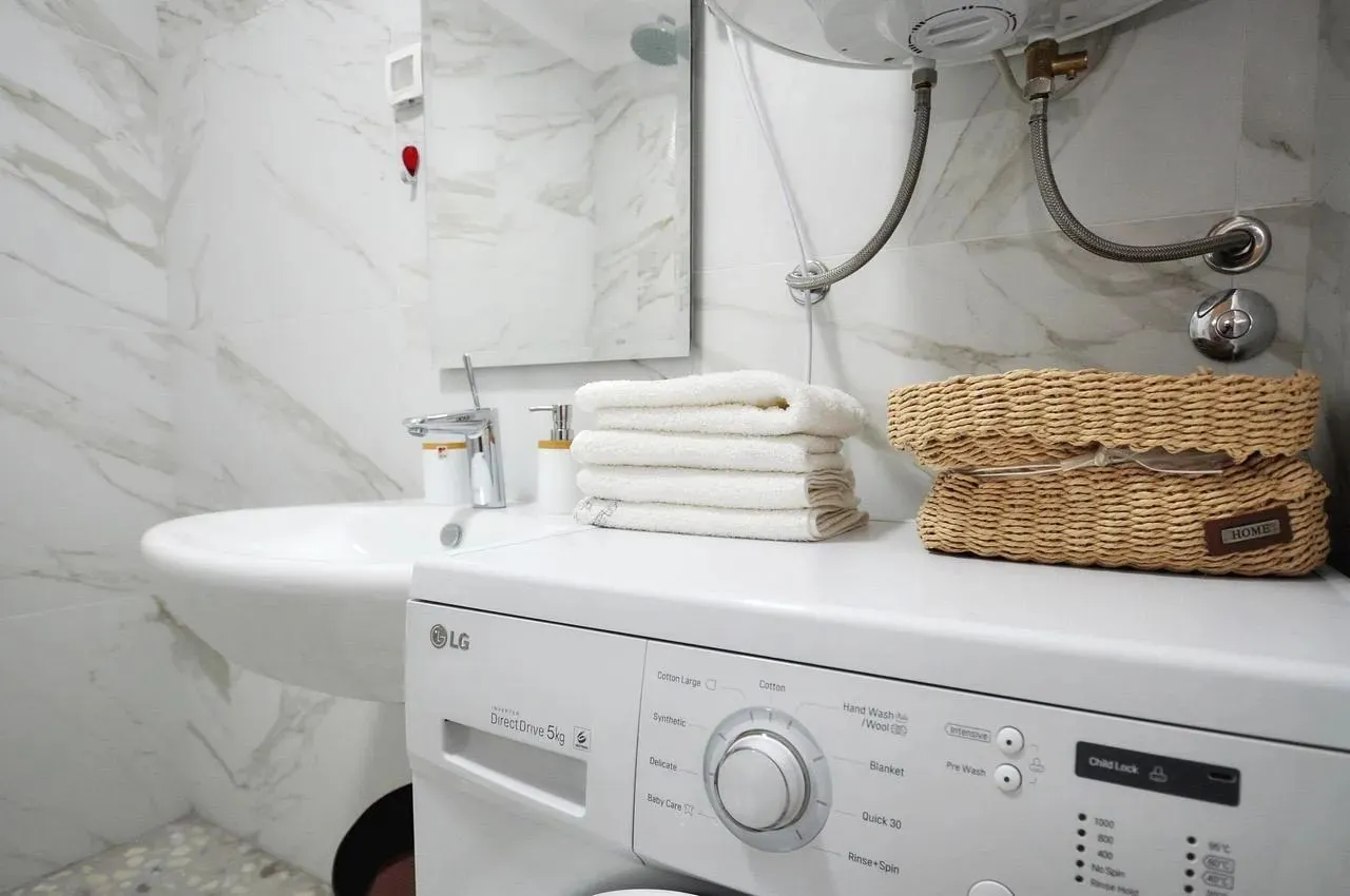 Sale, one bedroom apartment, 52m², Dobrota, Kotor