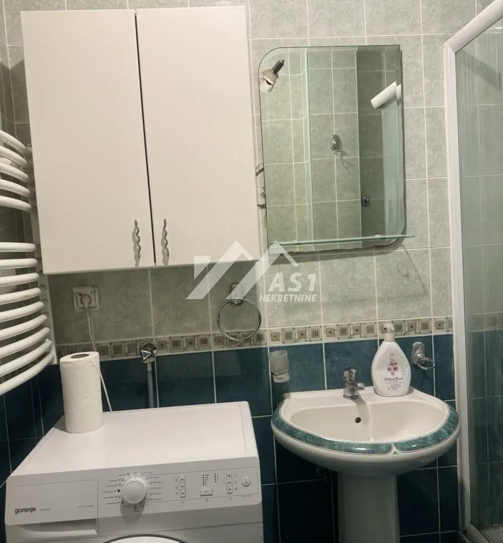 Izdavanje, dvosoban stan, 49m², Telep, Novi Sad Sve Podlokacije