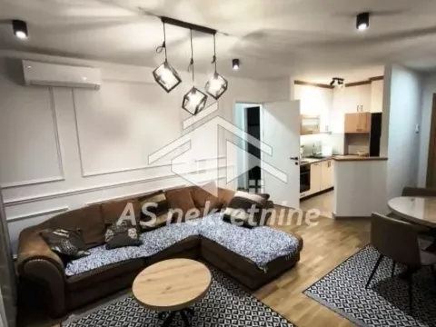 Rent, three bedroom apartment, 60m², Južni Bulevar, Vračar Sve Podlokacije - image 4