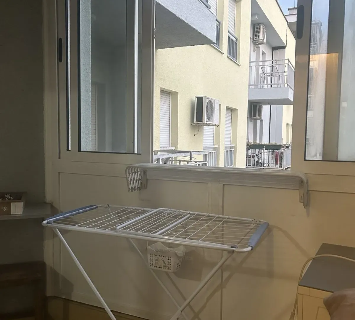 Izdavanje, dvosoban stan, 70m², Blok 9, Podgorica