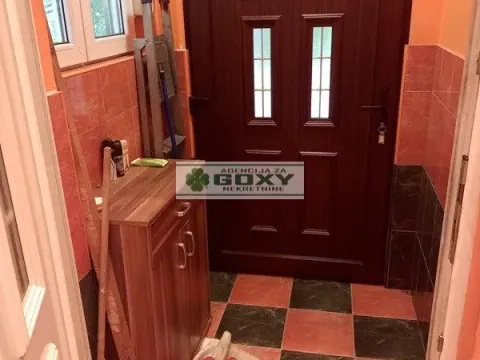 Prodaja, trosoban stan, 85m², Vračar Centar, Vračar Sve Podlokacije - image 6