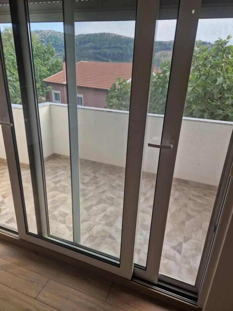 Rent, one bedroom apartment, 53m², Polje, Bar