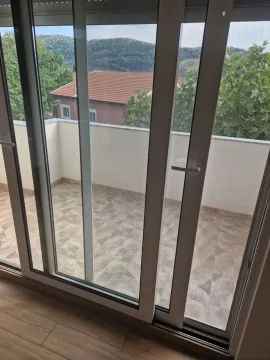Rent, one bedroom apartment, 53m², Polje, Bar - image 9