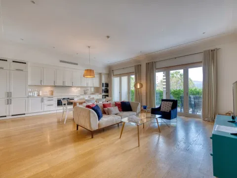 Prodaja, dvosoban stan, 138m², Porto Montenegro, Tivat - image 4