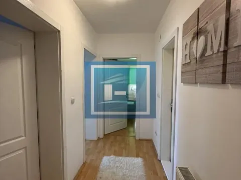 Prodaja, trosoban stan, 79m², Centar, Jagodina - image 13