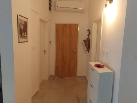 Rent, two bedroom apartment, 60m², Seljanovo, Tivat - image 11