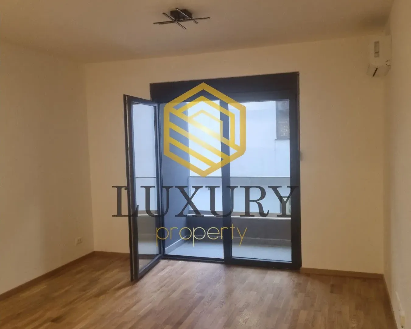 Rent, studio apartment, 30m², Donja Gorica, Podgorica