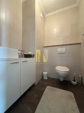 Izdavanje, kuća, 200m², Tatarsko brdo, Petrovaradin - image 10
