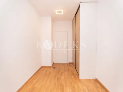 Izdavanje, dvosoban stan, 65m², Stari Aerodrom, Podgorica - image 6