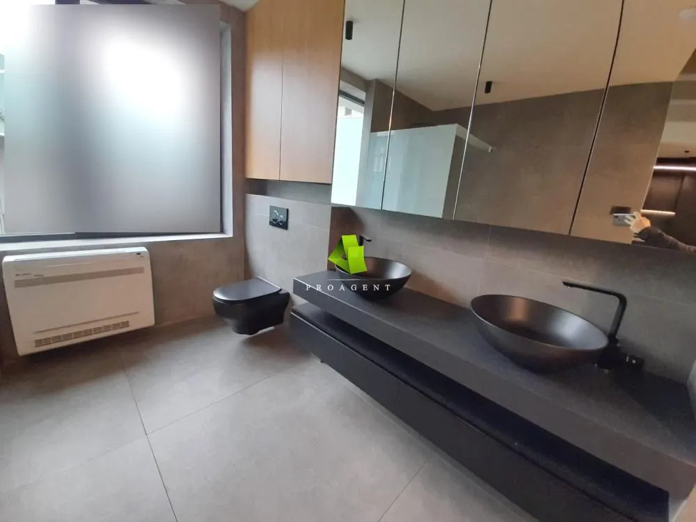 Rent, office space, 130m², Crveni Krst, Niš