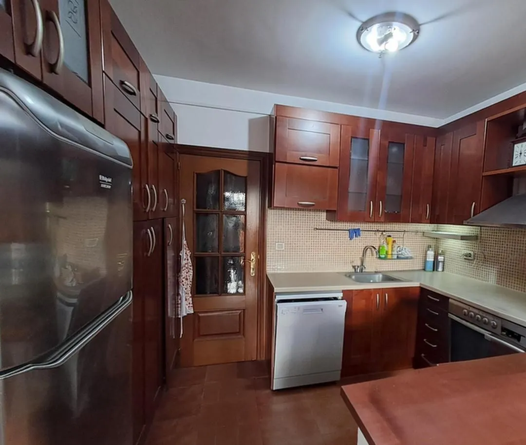 Prodaja, trosoban stan, 130m², Gorica C, Podgorica